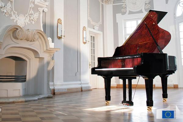 Estonia - Estonia Pianos 